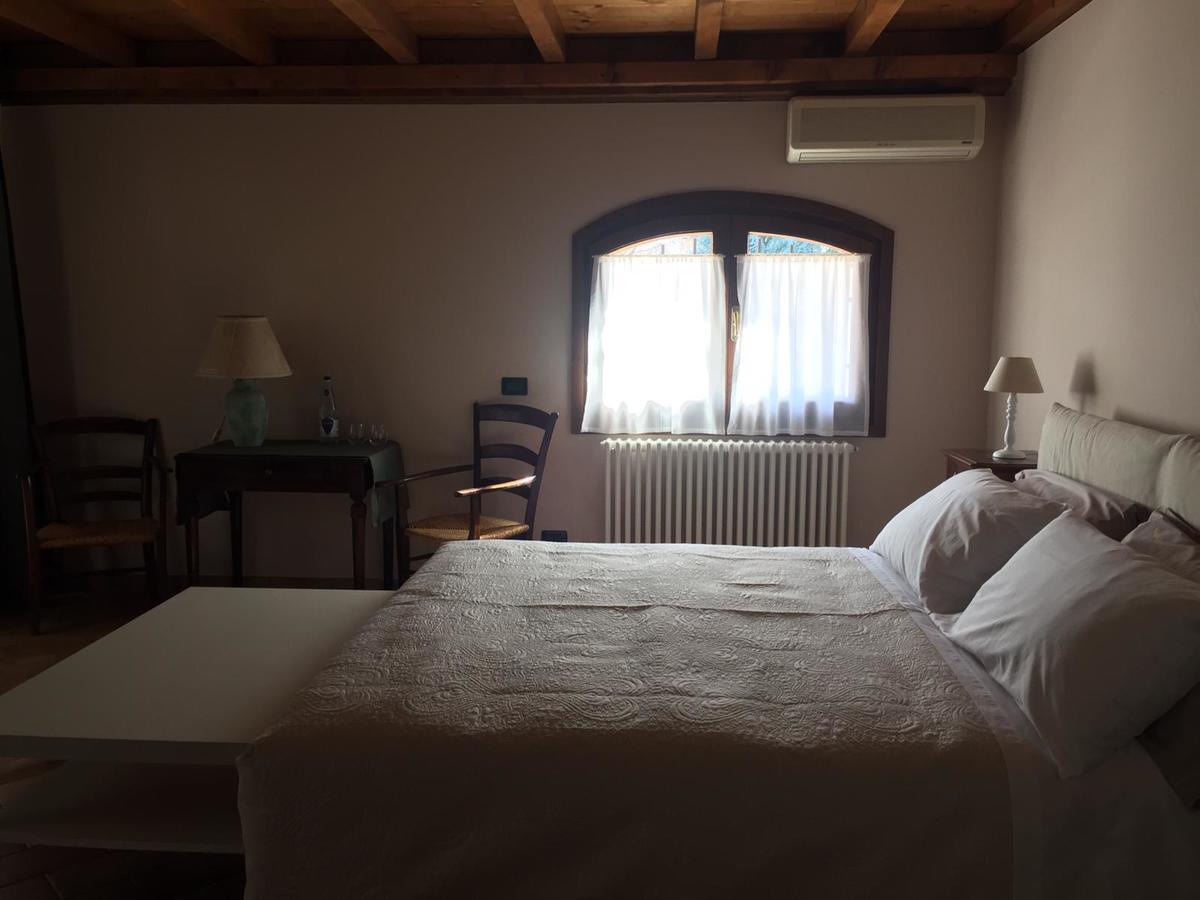 B&B Civico 7 Vignola  Eksteriør bilde